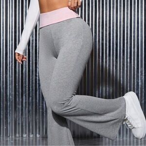 🩶SHEIN PETITE Grey flared leggings